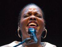 Starjazzängerin Dianne Reeves : #1A#, 2007, Dianne, Dianne Reeves, Gesang, Jazzherbst Salzburg, Jazzkonzert, Koenigsbild, Kongresshaus, Konzert Dianne Reeves, Königsbild, Portrait, Prominente, Reeves, Salzburg, nearHCB, xMusik